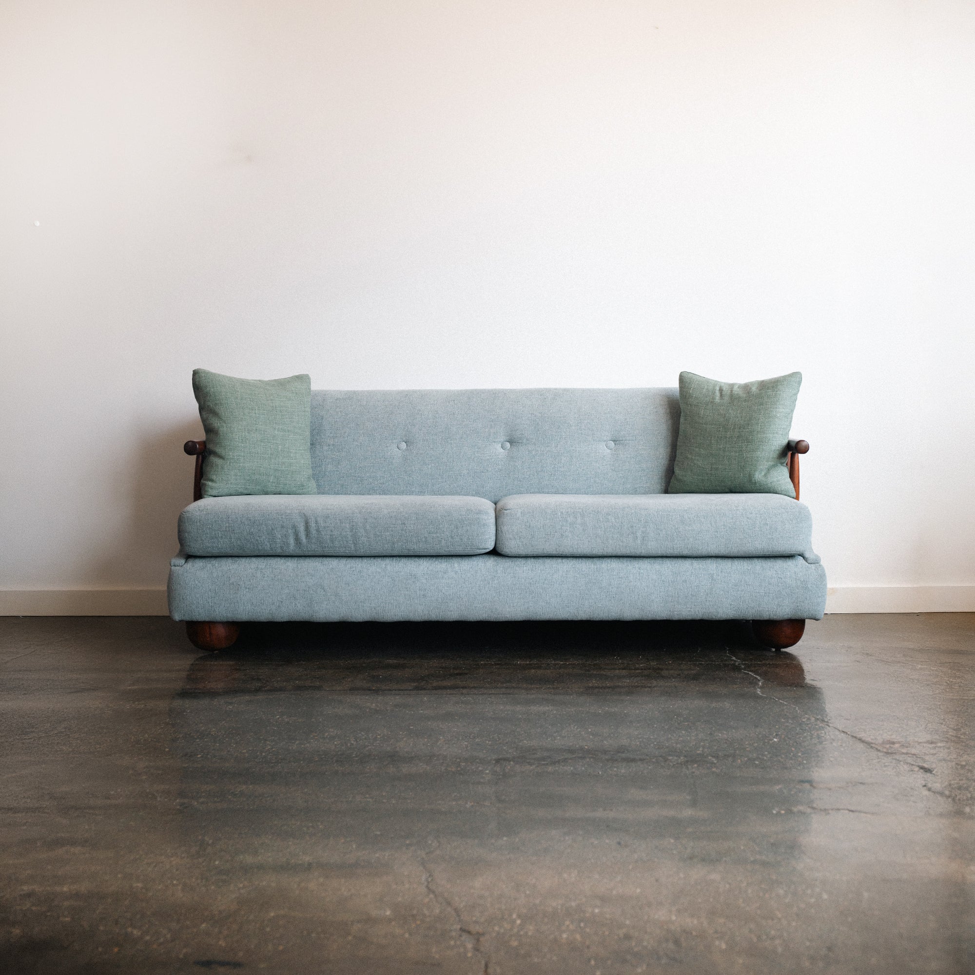 Button Sofa